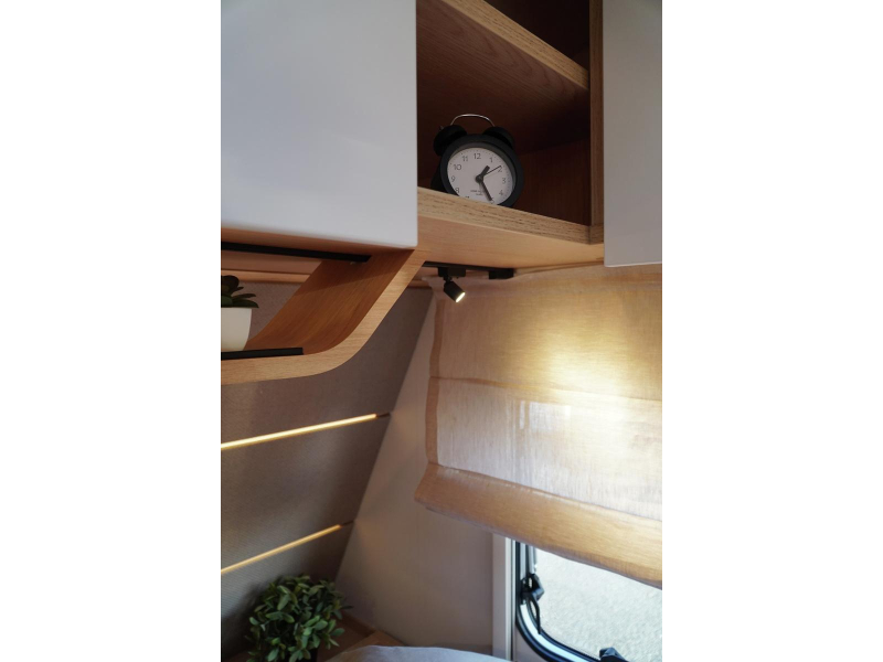 LMC Style 440 D model 2027, fransbed  foto: 35