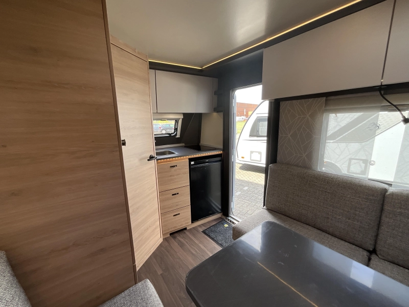 Knaus Yaseo 340 PX AIRCO-GRATIS MOVER 