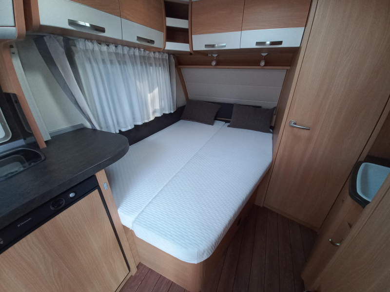 Knaus Sudwind Silver Selection 450 FU mover-cassette-GFK-etc  foto: 10