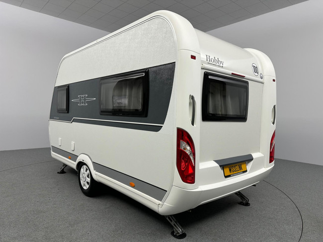 Hobby On Tour 390 SF