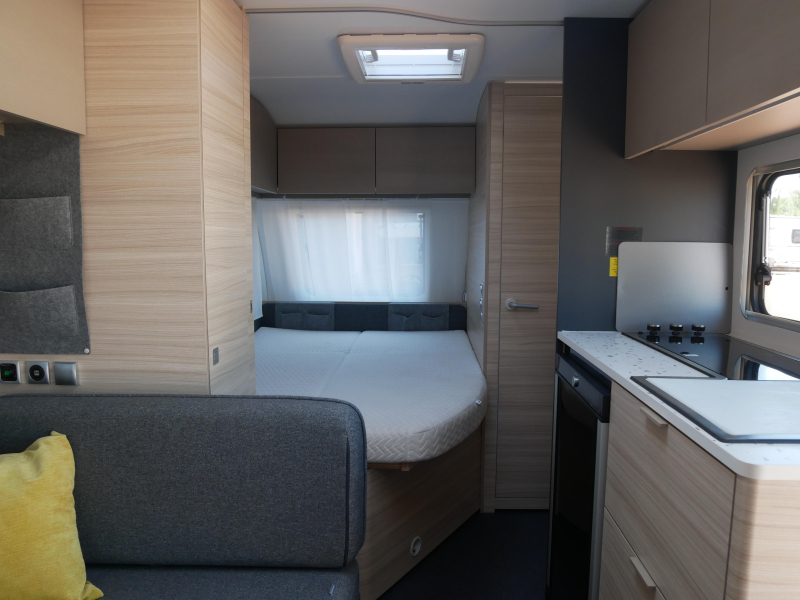 Adria Altea 432 PX Incl. mover en voortent  foto: 7