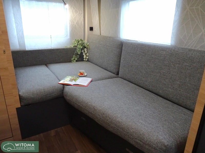 Knaus Yaseo 500 DK € 6.610 Korting  foto: 5