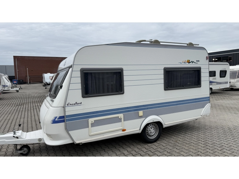 Hobby De Luxe 400 SB treinzit vast bed toilet  foto: 13