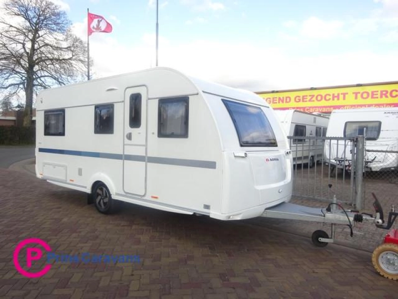 Adria Altea 502 UL Enkele Bedden Grote Koelkast en Rondzit  foto: 1