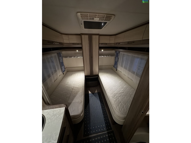 Hobby De Luxe Easy 460LU foto: 17