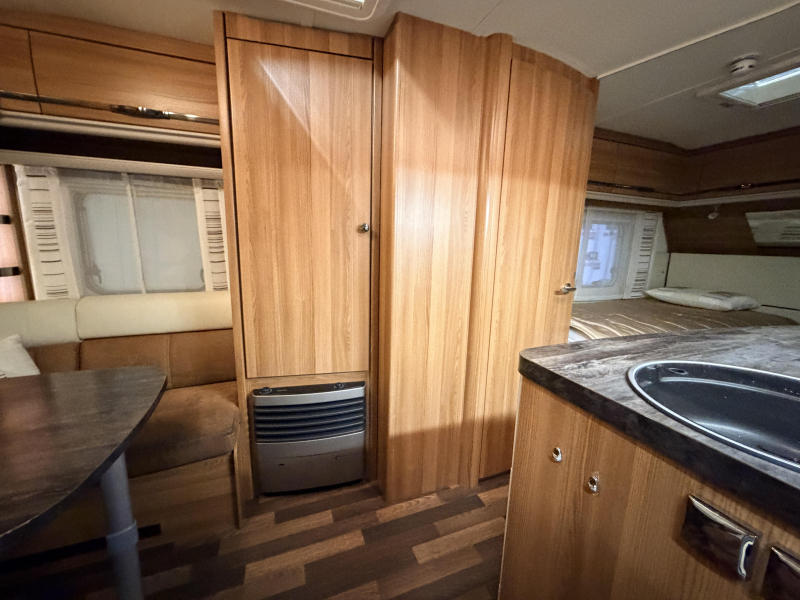Tabbert Vivaldi 460 E Bj 16 Enkele bedden LUXE 