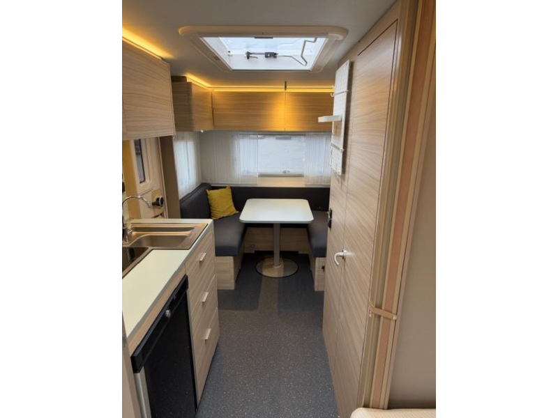 Adria Altea 492 LU Incl. Mover en Voortent  foto: 18