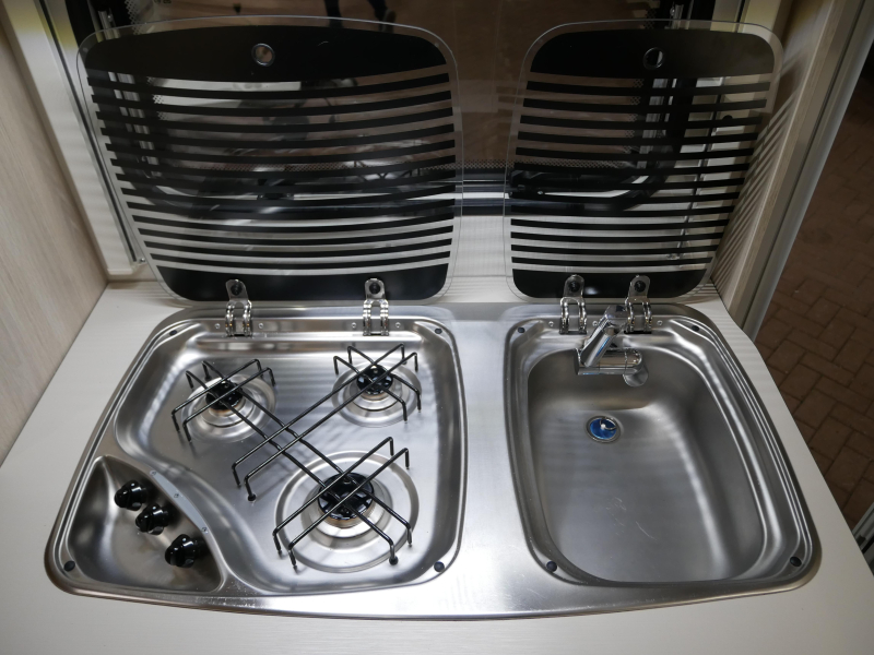 Caravelair Alba 390 fietsenrek  foto: 9