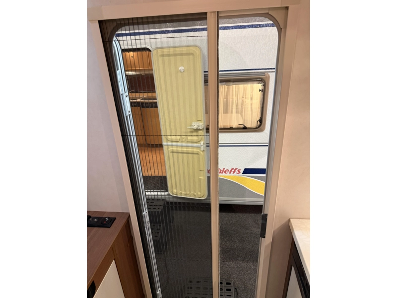 LMC Style 370 D FRANSBED-TREINZIT-MOVER  foto: 16