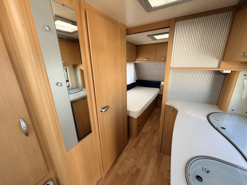 Knaus Sudwind Premium Line 500 EU Enk. bedden Mover Cas lui  foto: 4