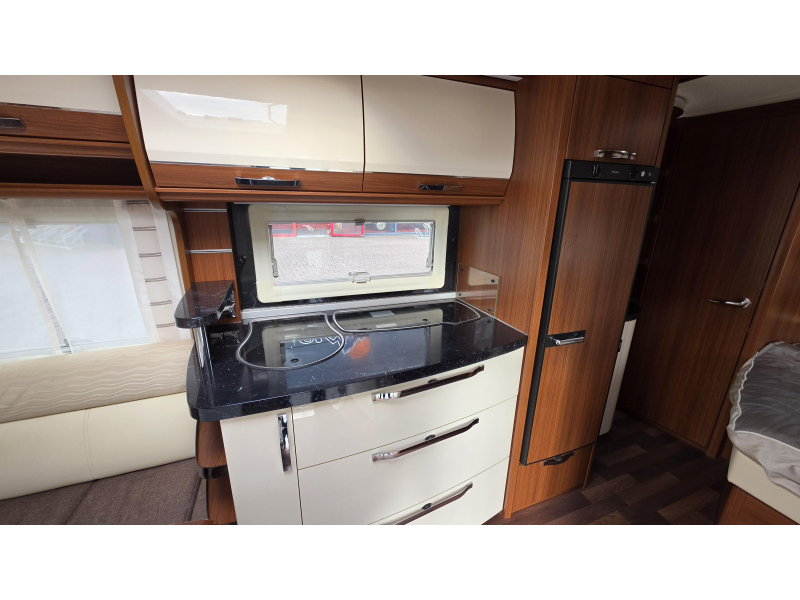 Tabbert Puccini 480 TD leveller systeem mover 