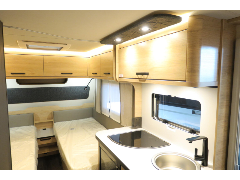 Weinsberg CaraOne Edition HOT 480 EU VLOERVERWARMING 2027  foto: 8