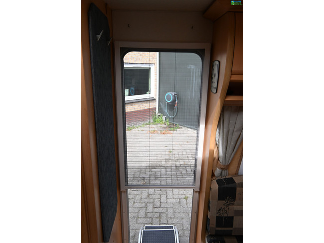 Hobby De Luxe 460UFe foto: 22