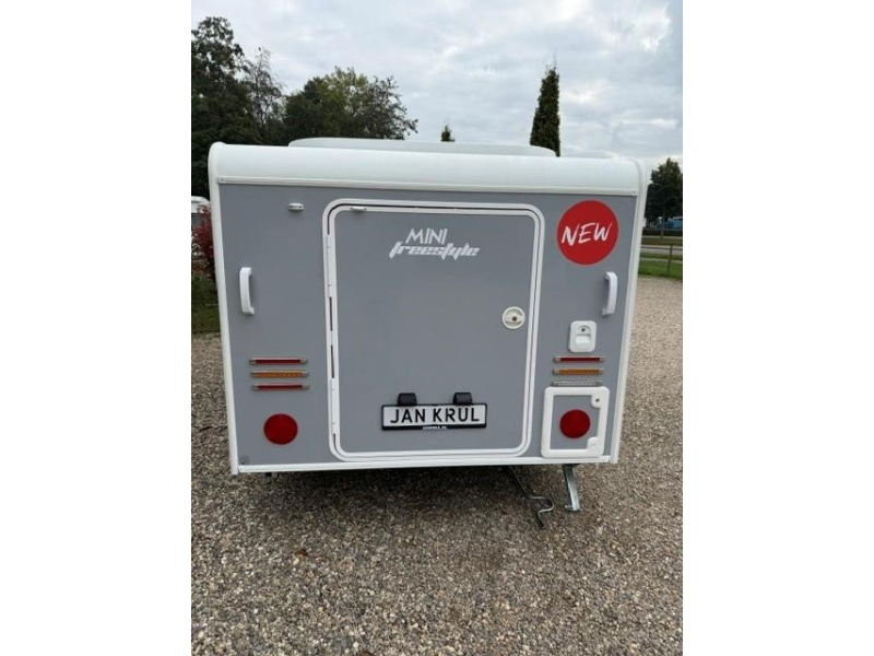 Caravelair Pop Top Mini Freestyle 320 licht compact elektrisch  foto: 6