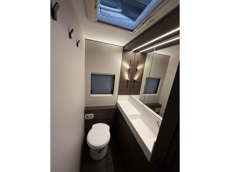 Adria Astella 704 HP Nieuw | Actie model 2026  foto: 7