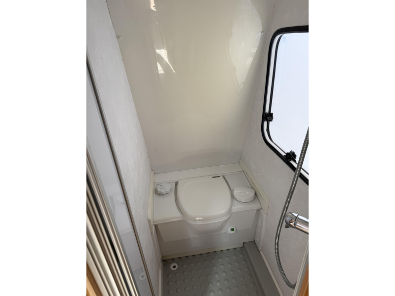 Sprite Esprit 470 CF FRANSBED MOVER VOORTENT  foto: 12