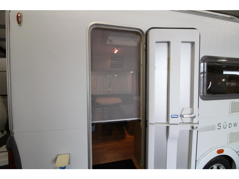 Knaus Sudwind Gold Edition 420 QD Mover,Fietsenrek  foto: 17