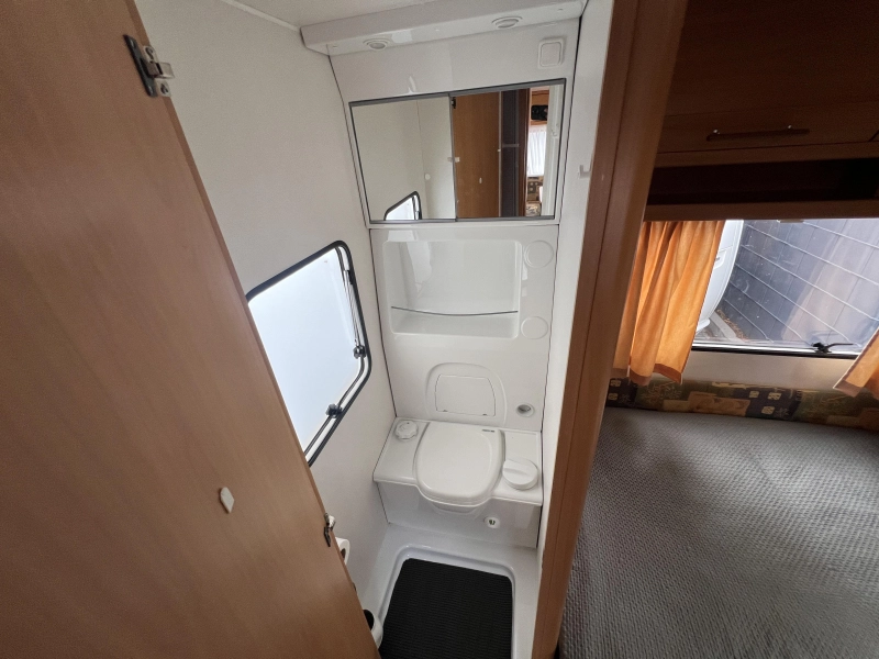 Chateau Cantara 450 CT Voortent, Fransbed  foto: 14