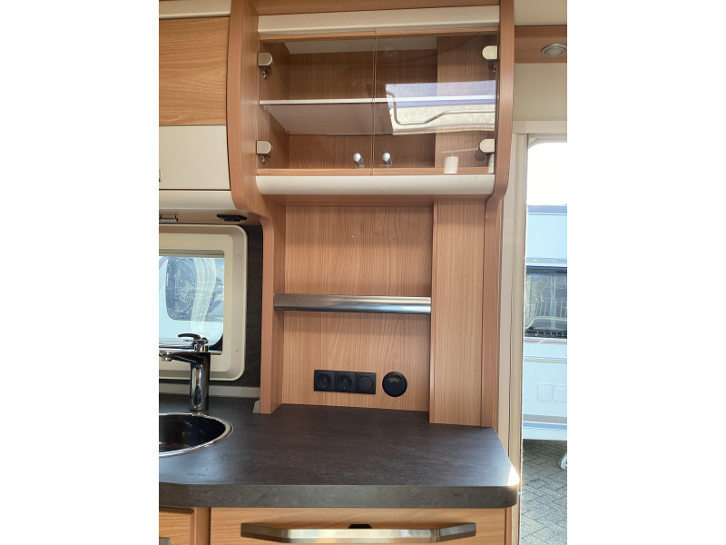 Knaus Sudwind Silver Selection 420 QD Mover/voortent  foto: 12