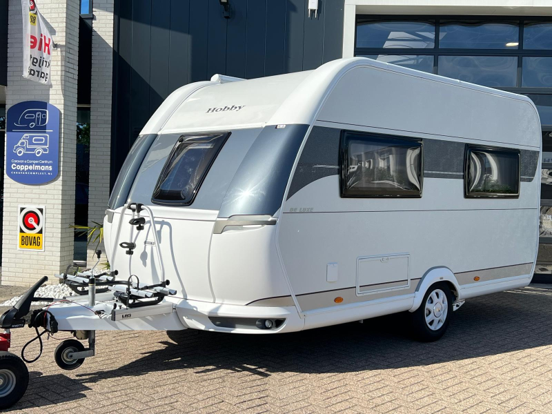 Hobby De Luxe 400 SFE mover, luifel, fietsenrek  foto: 5