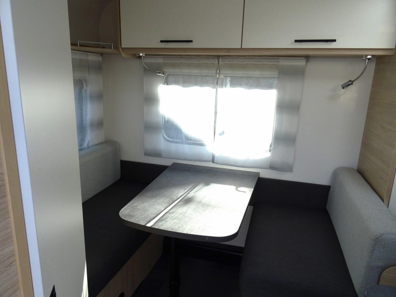 Caravelair Alba 390 licht gewicht uitvoering!  foto: 4