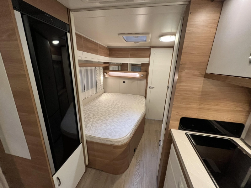 Hobby De Luxe 495 WFB Bouwjaar 2023, Mover  foto: 5