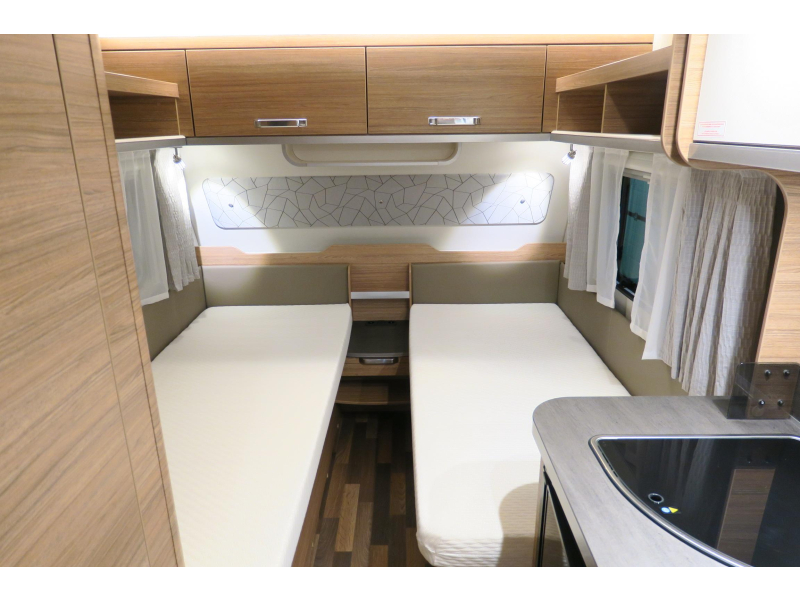 Weinsberg CaraOne Edition HOT 480 EU MOVER+CASSETTEL.+VLOERVER  foto: 5