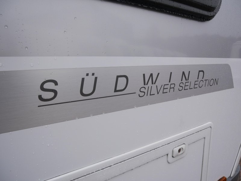 Knaus Sudwind Silver Selection 420 QD Incl. mover en fietsenrek  foto: 18