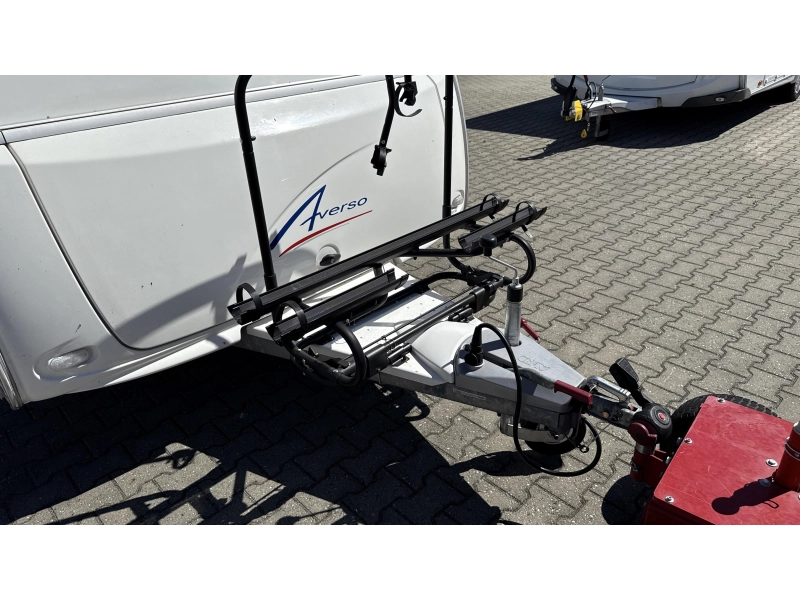 Bürstner Averso 460 TS frans bed rondzit toilet  foto: 15