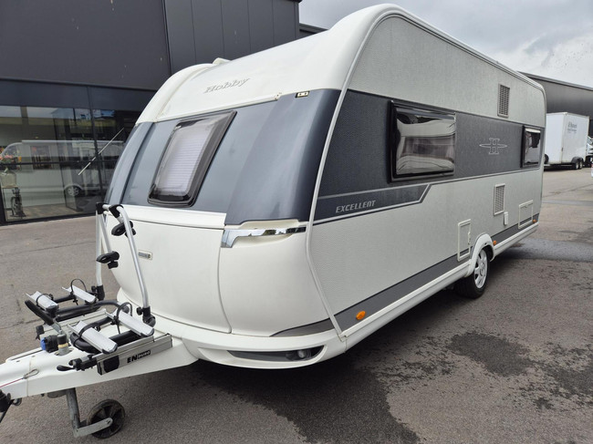 Hobby 540 UFF Nw staat. Queens bed, mover + Thule luifel foto: 3