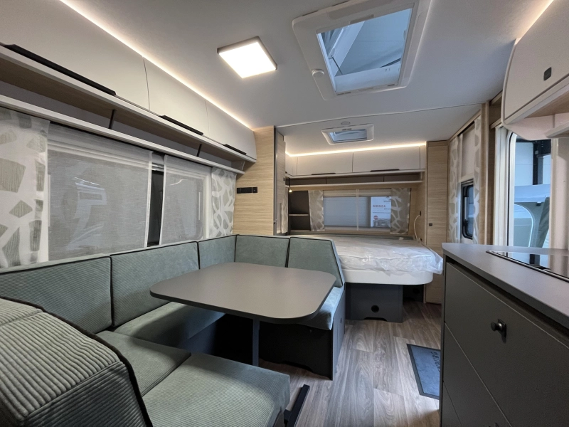 Fendt Apero Activ 560 SKM Brenta-GFK-3stapelbed-etc 