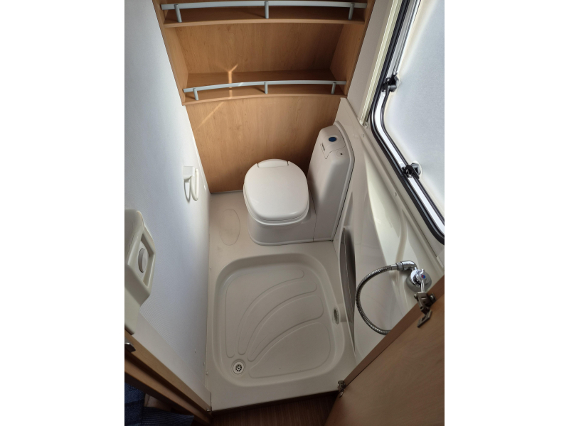 Knaus Sudwind 450 FU - Mover - Zakluifel -  foto: 16