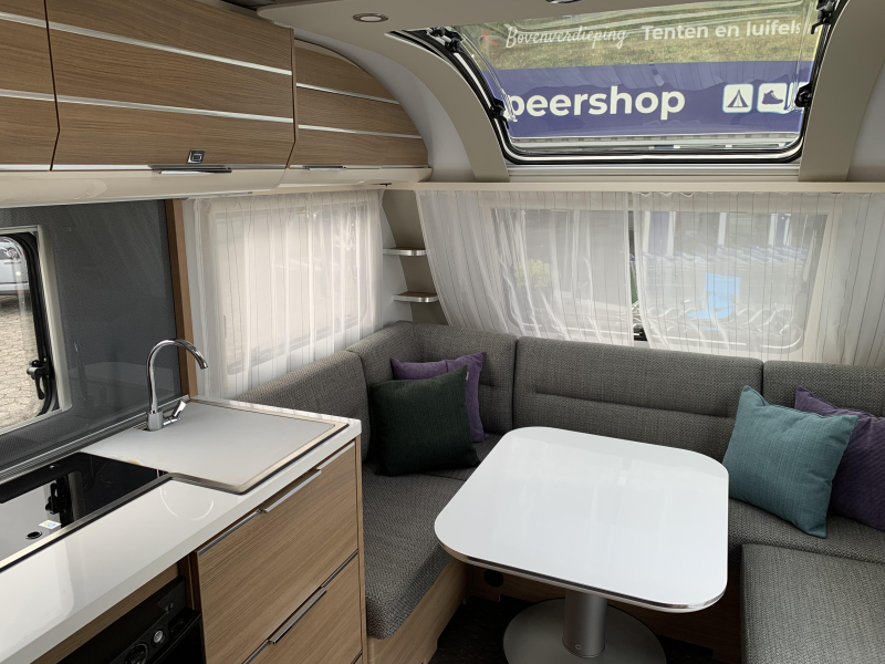 Adria Adora 462 UP - Isabella Voortent -  foto: 3