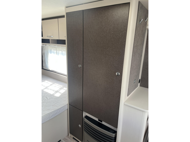 Dethleffs C'Go 495 FR Cassette Luifel  foto: 12