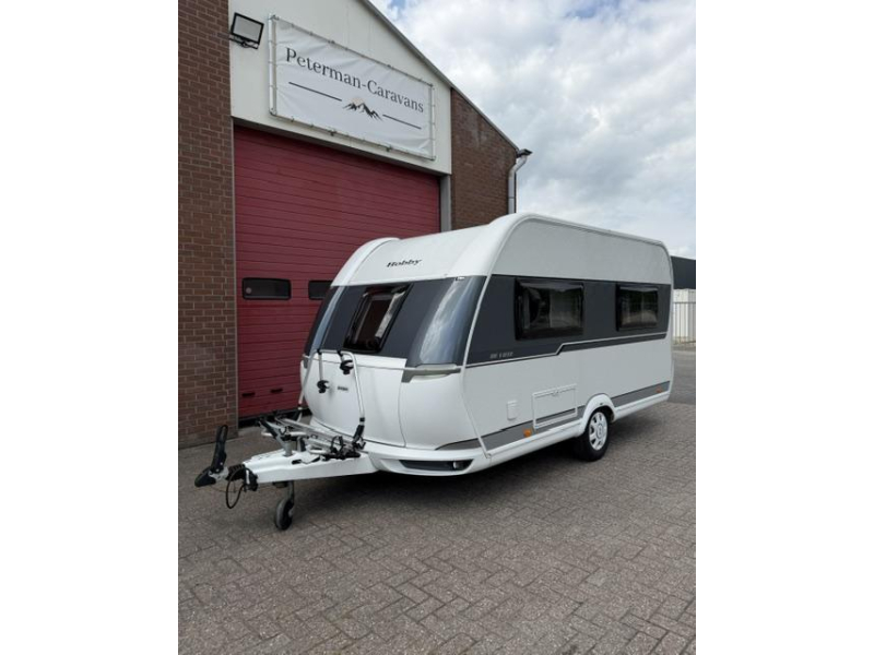 Hobby De Luxe 400 SFE Incl. Mover en Voortent  foto: 6
