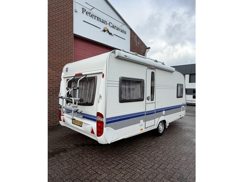 Hobby Excellent 460 UFE Mover Luifel Voortent  foto: 2