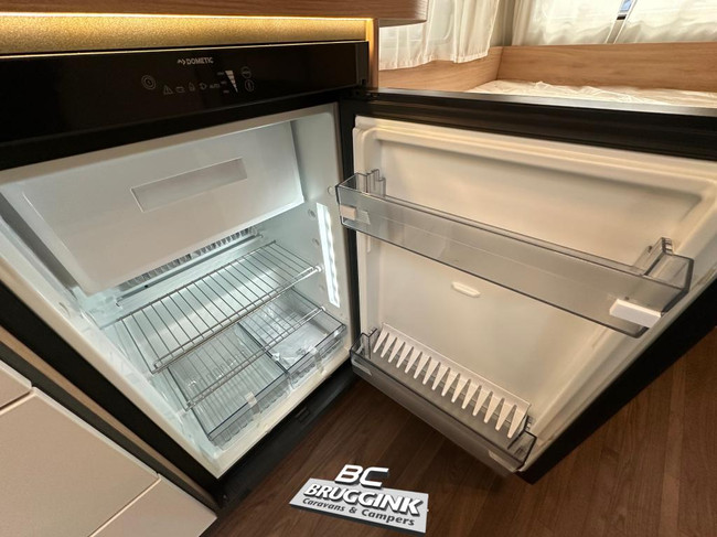 Knaus Sport 450 FU FRANS BED VLOERVERWARMING foto: 7
