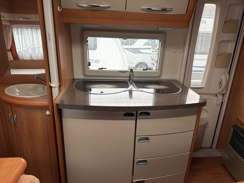 Hobby Excellent 410 SFE Mover/Luifel/Fietsdr.  foto: 23