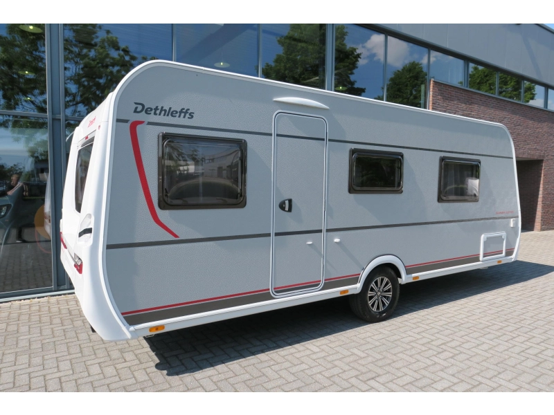 Dethleffs Summer Edition 530 DR QUEENSB.+RONDZIT VLOERVER 