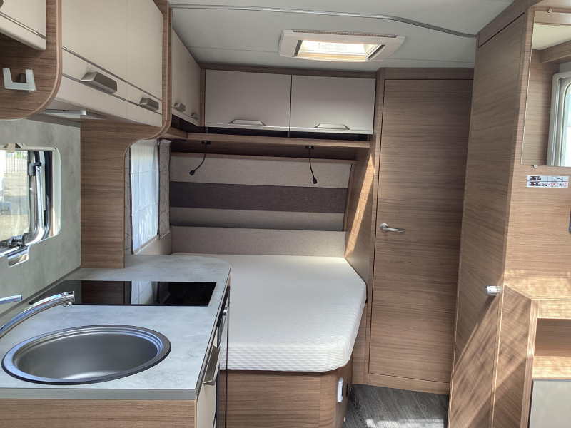 Knaus Sport E-Power Selection 450 FU mover/airco/omnistor  foto: 8