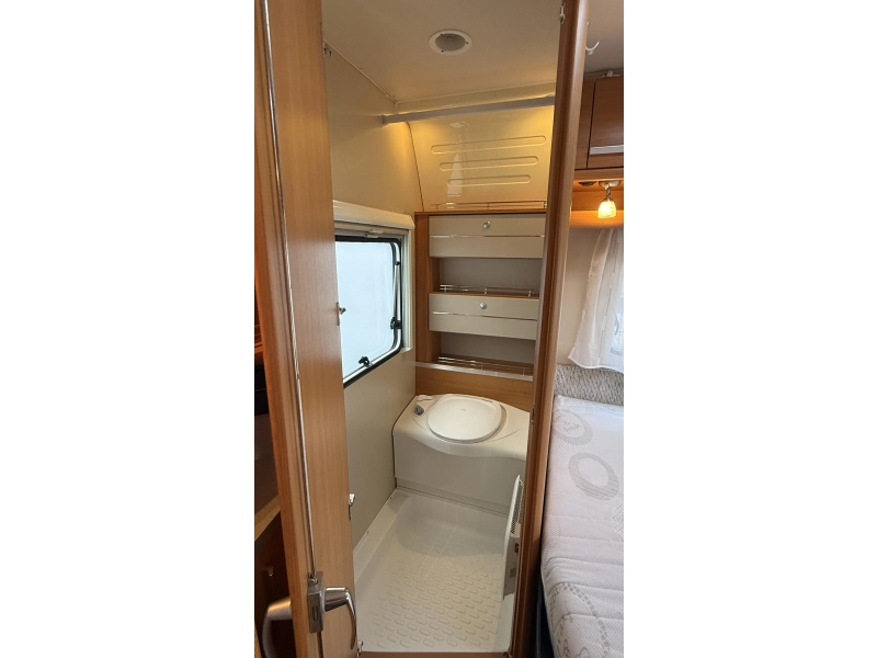 Fendt Saphir 470 TF frans bed rondzit toilet  foto: 3