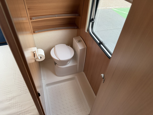 Knaus SUDWIND 550 FSK 250 foto: 17