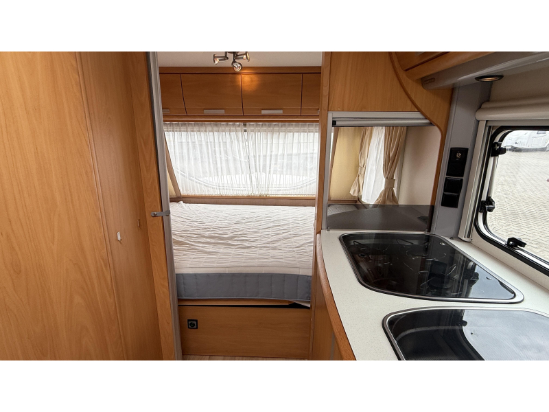 Chateau Caratt Nice 430 zit vast bed toilet  foto: 2