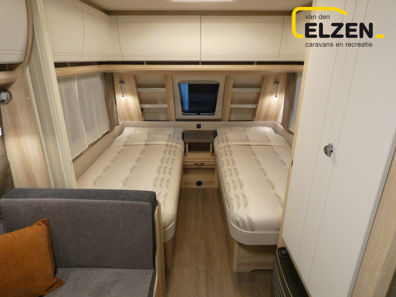 Hobby De Luxe 460 SL White Edition actiepakket  foto: 14