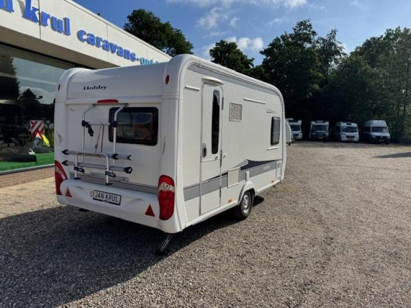 Hobby De Luxe 400 SFE incl. air voortent  foto: 7