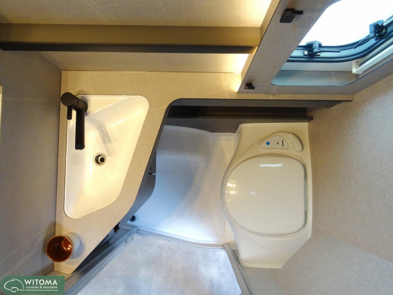 Eriba Novaline 442 voorbeeld caravan  foto: 14