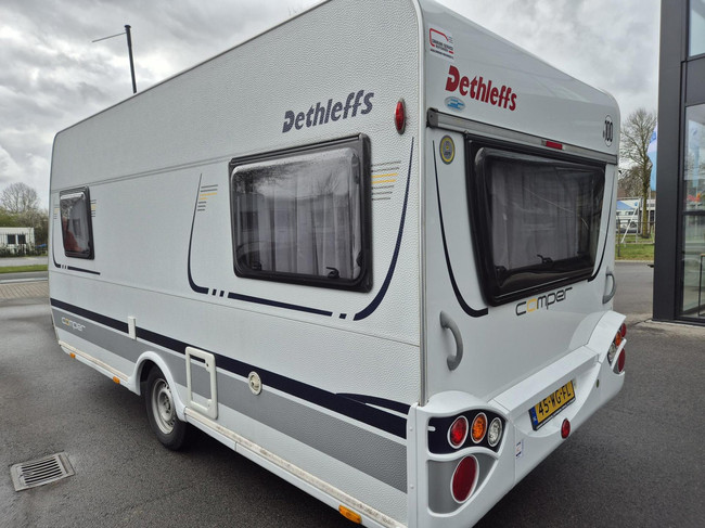 Dethleffs 430 DB Vast bed, mover, Voortent met aanbouw Bovag