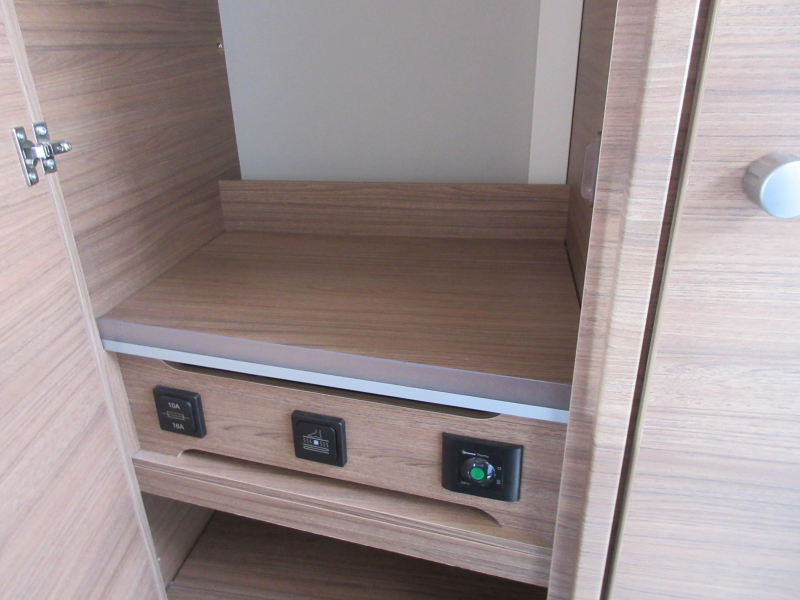 Knaus Sport E-Power Selection 500 FU ZEER COMPLEET EN FRANSBED  foto: 13
