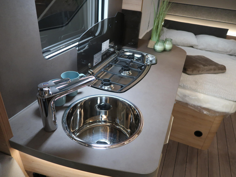 Knaus Sudwind 60 Years 450 FU  foto: 9