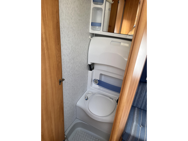 Hobby De luxe Easy 400 SF - Bankairco - Voortent -  foto: 13